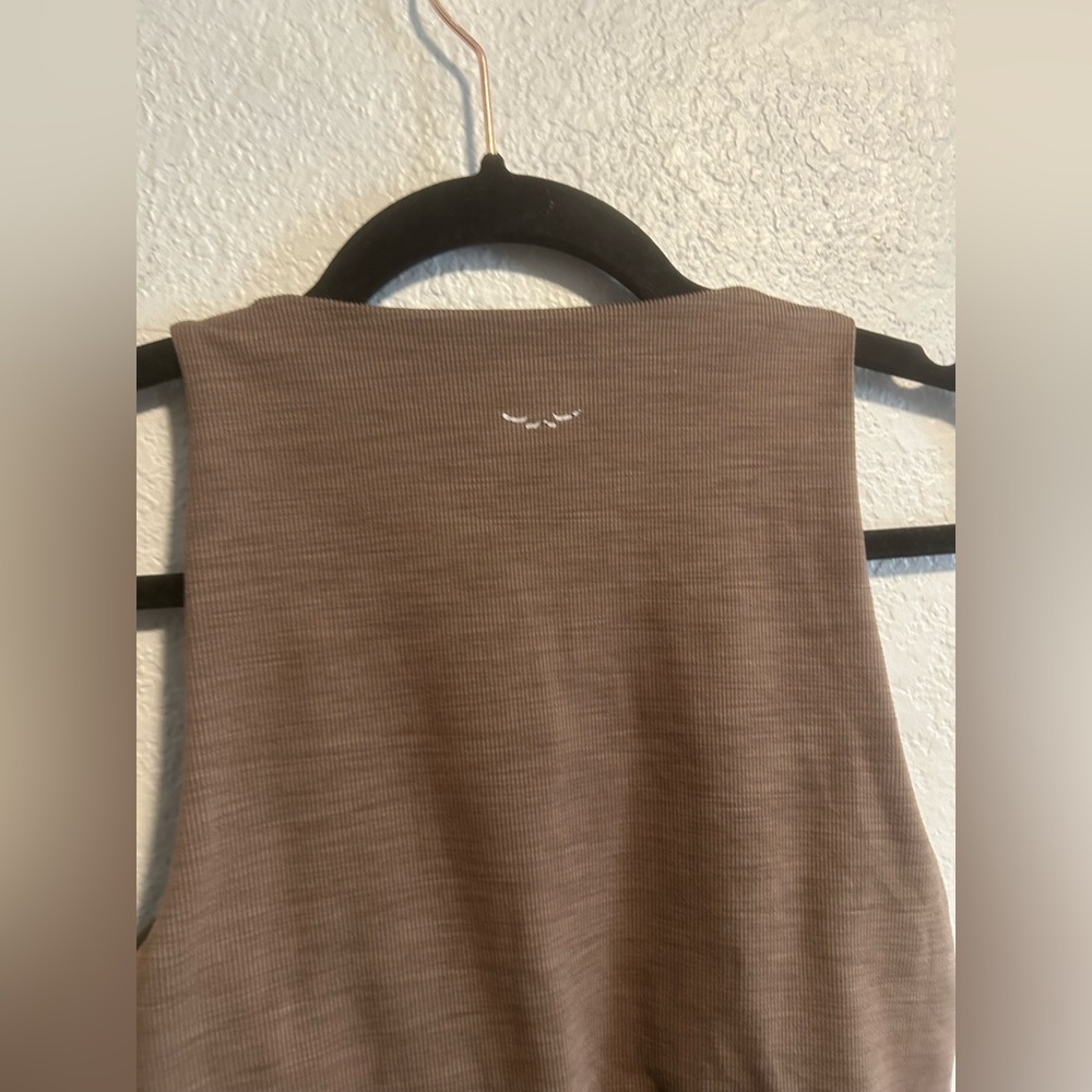Beyond yoga brown sqaure neck ribbed tank - Picture 5 of 6